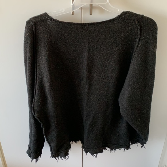 Cozy oversized Free People sweater with fringe, size S - Picture 7 of 9